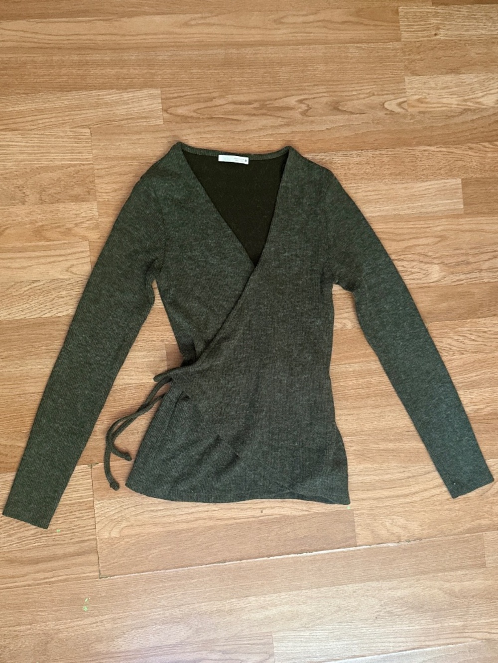 Zara Soft Wrap Top Dark Green Size Medium Wrap Sweater - Picture 2 of 7